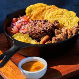 Bowl de Chicharrón de Ribeye