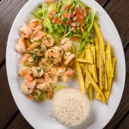 Camarones al ajillo